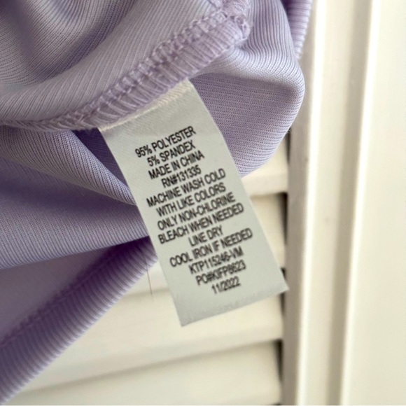 Lola + Grace Purple Criss Cross Puffed Sleeve Top Size Medium - Picture 4 of 6